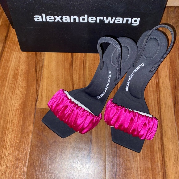 !!!!SOLD!!!!Alexander Wang 
julie scrunchie slingback heel in satin - Picture 6 of 6